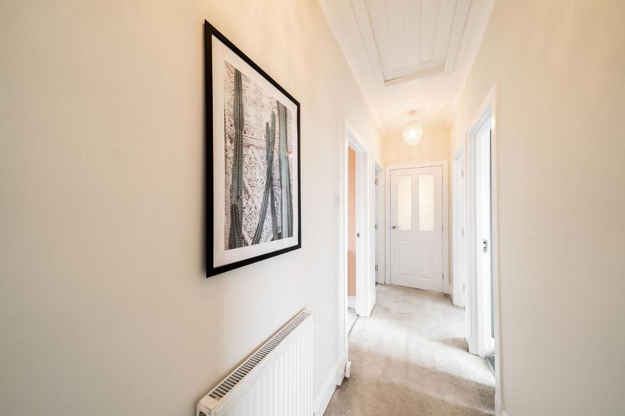 Sidlaw View Apartment Dundee Bagian luar foto